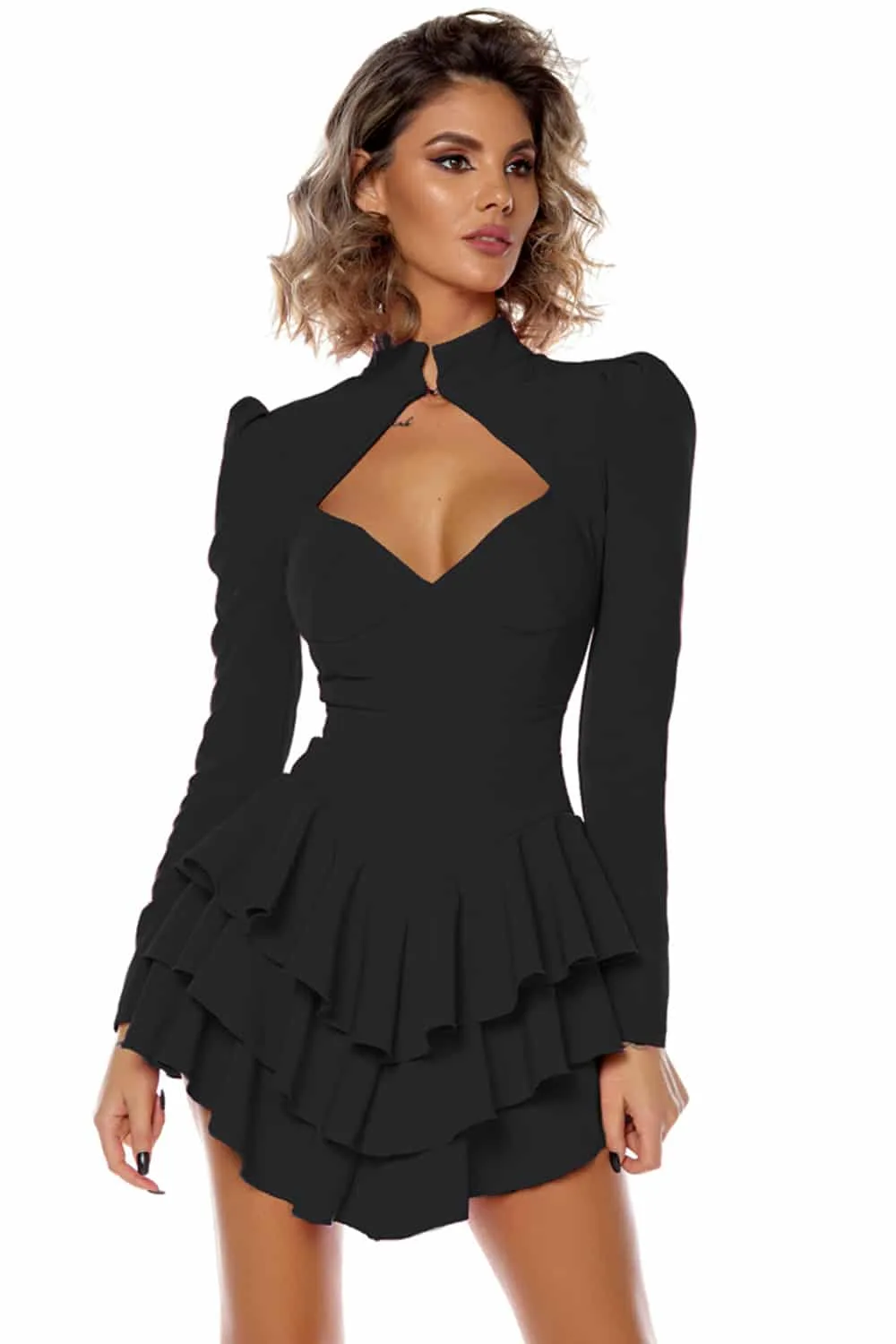 Sugar Dress 10 Sugar Dress detaliu decupaj geometric modern indraznet Romania · din colecția rochii de majorat PRIVE