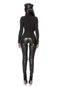Cum sa te imbraci stilat si sexy pentru o iesire in club 107 bluza portjartier
