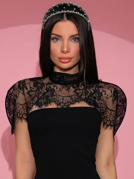 PHANTOM DRESS rochie neagra rochie cu detalii din dantela rochie dreapta rochie de seara se poate accesoriza cu lace cape